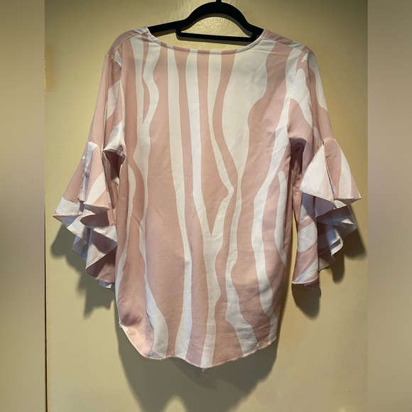 Flowy blouse - Picture 2 of 5